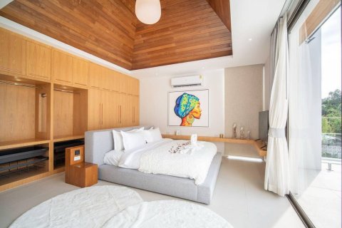 Villa in Phuket, Thailand 3 bedrooms № 155060 - photo 18