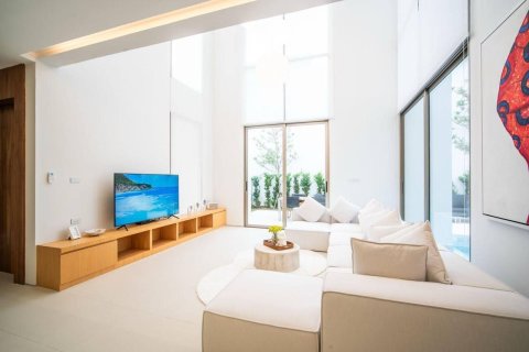 Villa in Phuket, Thailand 3 bedrooms № 155060 - photo 5