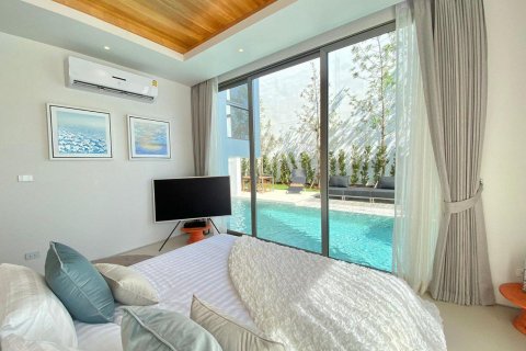 Villa in Phuket, Thailand 3 bedrooms № 155060 - photo 24