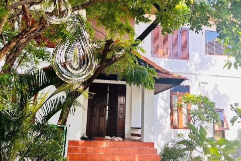 House in Suan Luang, Bangkok, Thailand 6 bedrooms № 155059 - photo 5