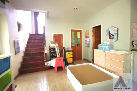 Haus in Bang Phlat, Bangkok, Thailand 4 Schlafzimmer № 219683 - Foto 7