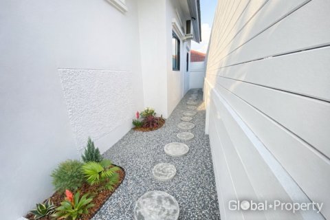 Дом в Паттайе, Таиланд с 3 спальнями  № 171471 - фото 3