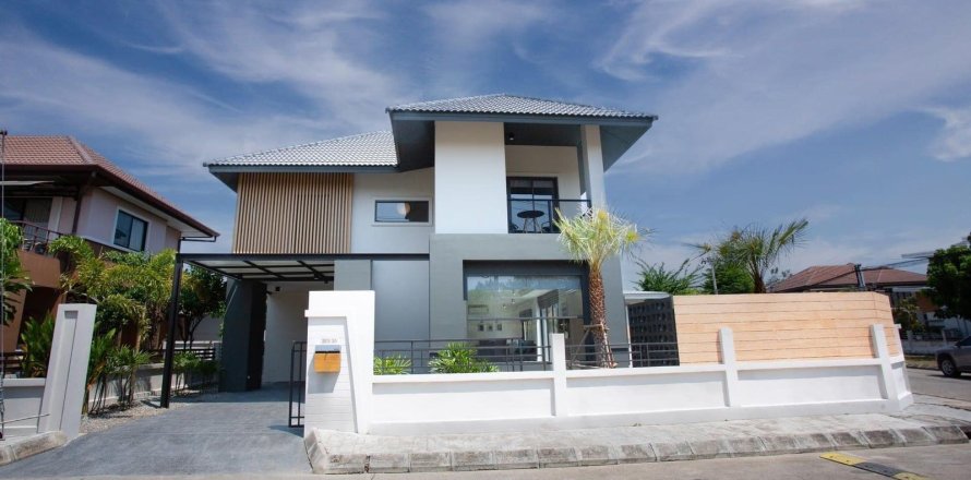 Villa in Chiang Mai, Thailand 3 bedrooms № 155368