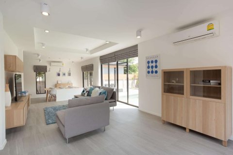 Villa in Chiang Mai, Thailand 3 bedrooms № 155368 - photo 6