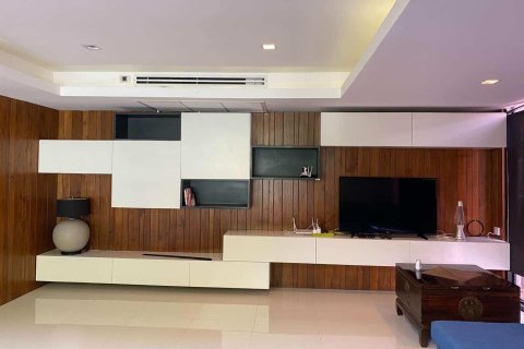 Villa in Chiang Mai, Thailand 3 bedrooms № 155370 - photo 9
