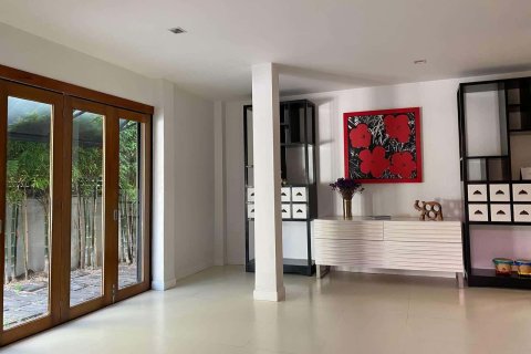 Villa in Chiang Mai, Thailand 3 bedrooms № 155370 - photo 8
