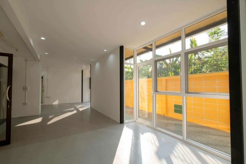 House in Chiang Mai, Thailand 4 bedrooms № 155369 - photo 7