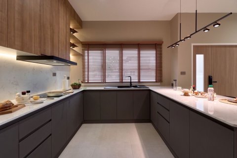 House in Chiang Mai, Thailand 4 bedrooms № 155367 - photo 14