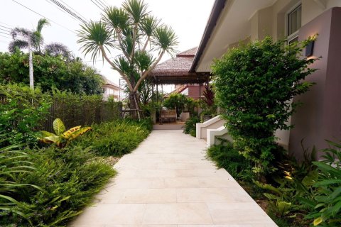 House in Chiang Mai, Thailand 4 bedrooms № 155367 - photo 6
