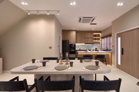 House in Chiang Mai, Thailand 4 bedrooms № 155367 - photo 12