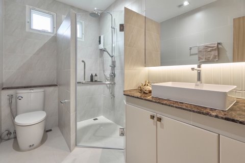 House in Chiang Mai, Thailand 4 bedrooms № 155367 - photo 25