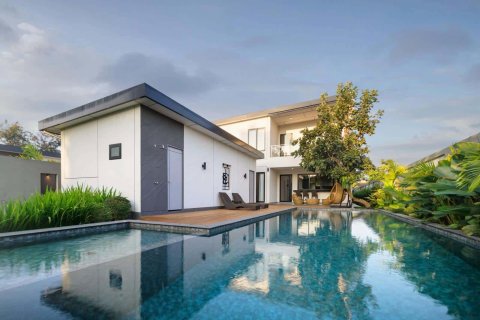 Villa in Chiang Mai, Thailand 4 bedrooms № 155372 - photo 5