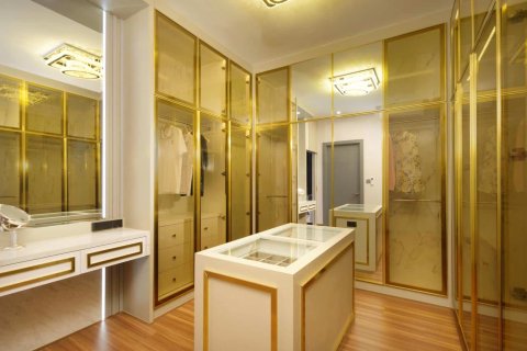 Villa in Chiang Mai, Thailand 4 bedrooms № 155372 - photo 15