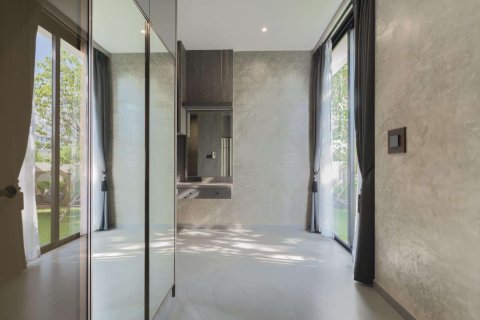 Villa in Chiang Mai, Thailand 4 bedrooms № 155372 - photo 20