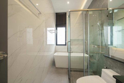 Villa in Chiang Mai, Thailand 4 bedrooms № 155372 - photo 22