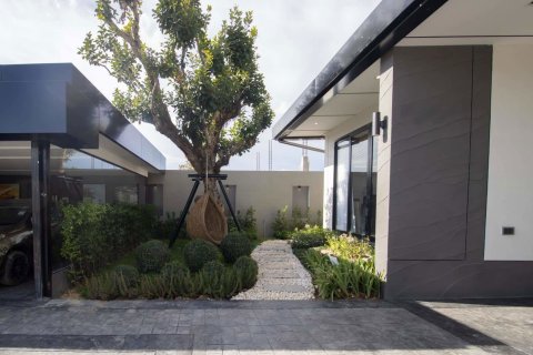 Villa in Chiang Mai, Thailand 4 bedrooms № 155371 - photo 3