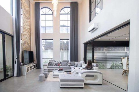 Villa in Chiang Mai, Thailand 4 bedrooms № 155371 - photo 5