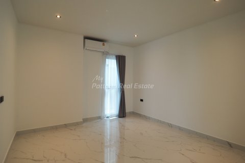 Дом в Паттайе, Таиланд с 6 спальнями  № 74223 - фото 15