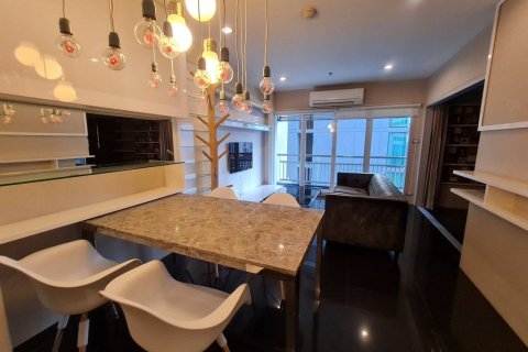 Кондоминиум с 2 спальнями в Ваттхане, Бангкок, Таиланд № 155236 - фото 2