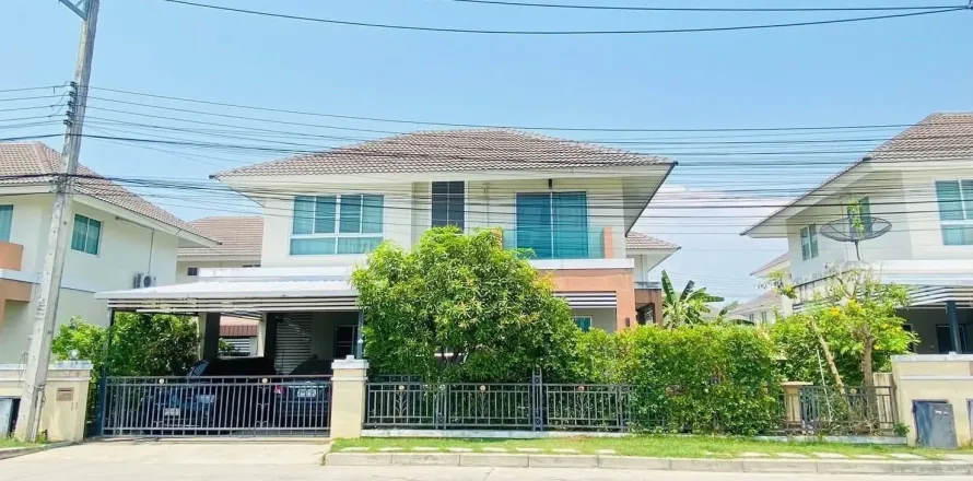 House in Chiang Mai, Thailand 3 bedrooms № 155232