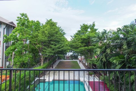 Дуплекс в Кхлонг Сане, Бангкок, Таиланд с 4 спальнями № 155235 - фото 16