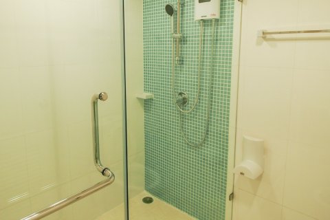 Дуплекс в Кхлонг Сане, Бангкок, Таиланд с 4 спальнями № 155235 - фото 14