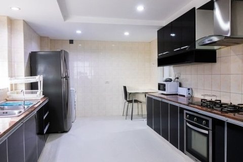 Кондоминиум с 3 спальнями в Клонг Тоэй, Бангкок, Таиланд № 155237 - фото 10