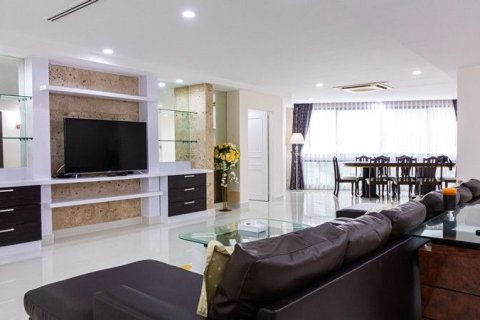 Кондоминиум с 3 спальнями в Клонг Тоэй, Бангкок, Таиланд № 155237 - фото 2