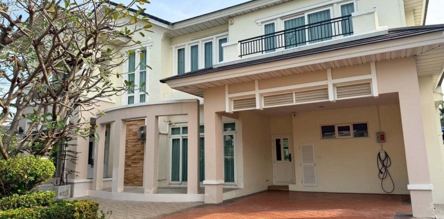 Дом в Самутпракане, Таиланд с 5 спальнями № 156392