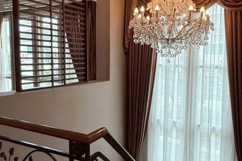 Дом в Самутпракане, Таиланд с 5 спальнями № 156392 - фото 12