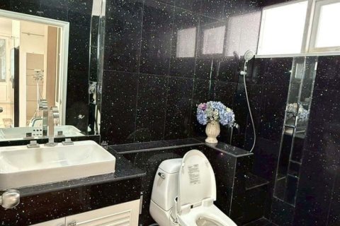 Дом в Самутпракане, Таиланд с 5 спальнями № 156392 - фото 11