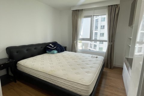 Condo in Huai Khwang, Bangkok, Thailand, 3 bedrooms  № 156394 - photo 8