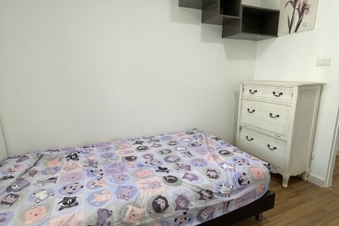 Condo in Huai Khwang, Bangkok, Thailand, 3 bedrooms  № 156394 - photo 19