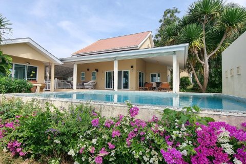 Villa in Phuket, Thailand 4 bedrooms № 156396 - photo 18