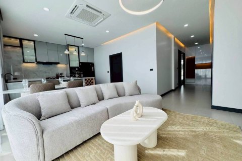 Villa in Pattaya, Thailand 3 bedrooms № 149270 - photo 17