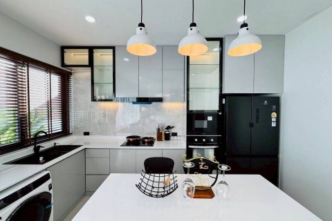 Villa in Pattaya, Thailand 3 bedrooms № 149270 - photo 4