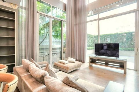 Townhouse in Bangkok, Thailand 3 bedrooms № 119299 - photo 8