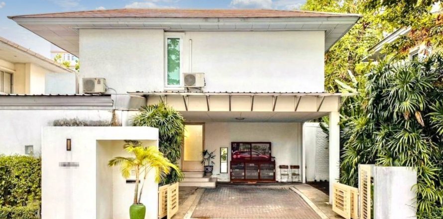 House in Wang Thonglang, Bangkok, Thailand 3 bedrooms № 119298