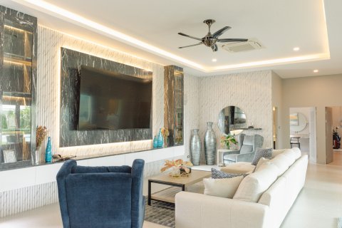 Villa in Hua Hin, Thailand 5 Schlafzimmer № 221785 - Foto 9