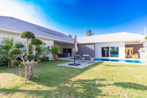 Chalet de 4 dormitorios en Hua Hin, Tailandia № 221784