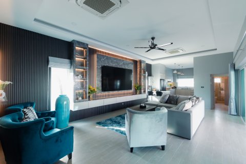 Villa in Hua Hin, Thailand 4 Schlafzimmer № 221784 - Foto 17