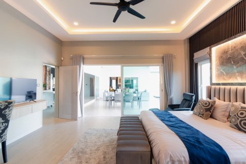 Villa in Hua Hin, Thailand 4 Schlafzimmer № 221784 - Foto 29