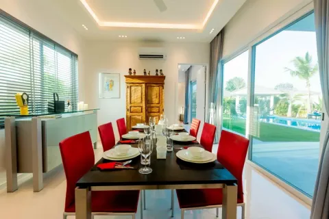 Villa in Hua Hin, Thailand 2 Schlafzimmer № 221782 - Foto 15