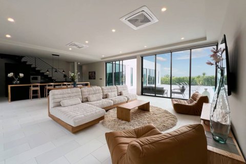 Villa in Hua Hin, Thailand 5 Schlafzimmer № 221780 - Foto 16