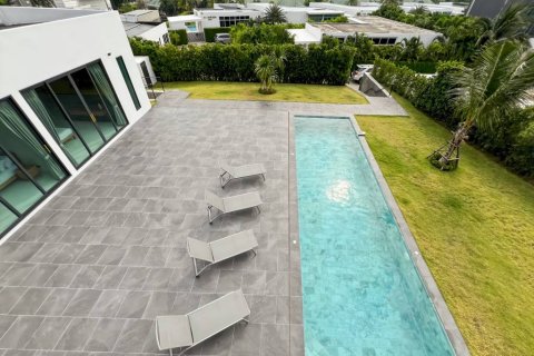 Villa in Hua Hin, Thailand 5 Schlafzimmer № 221780 - Foto 11