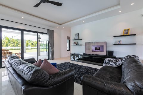 Villa in Hua Hin, Thailand 3 Schlafzimmer № 221779 - Foto 11