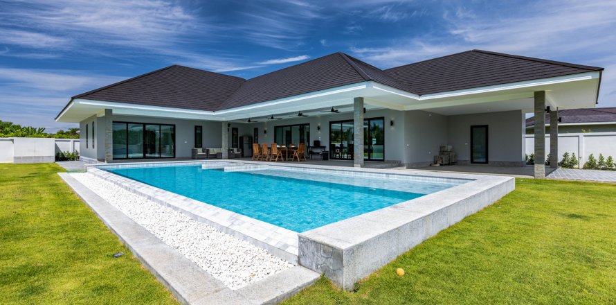 Villa in Hua Hin, Thailand 3 Schlafzimmer № 221779