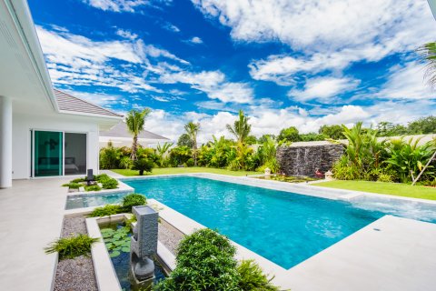 Villa in Hua Hin, Thailand 3 Schlafzimmer № 221781 - Foto 4