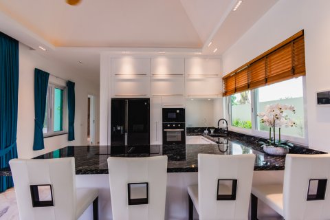 Villa in Hua Hin, Thailand 3 Schlafzimmer № 221781 - Foto 25