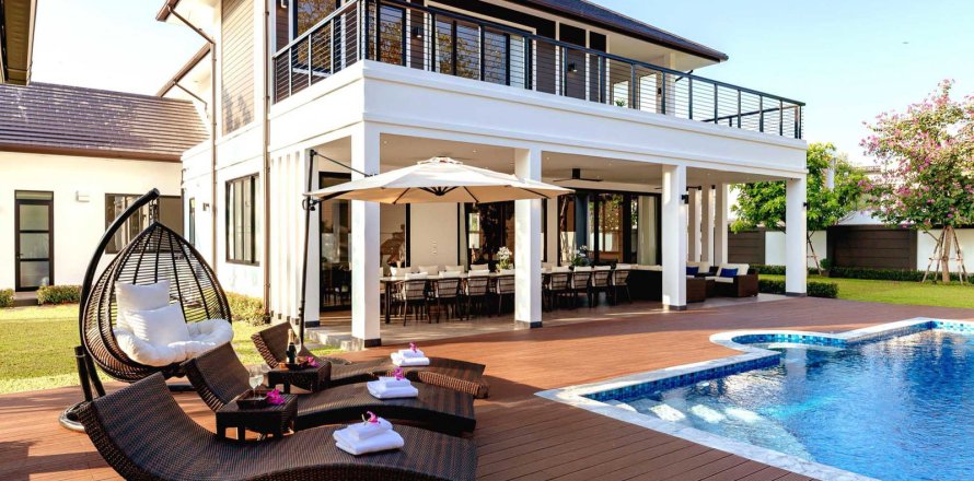 Villa à Chiang Mai, Thaïlande 5 chambres № 175537